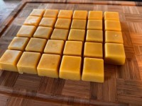 Premium Quality 100% Natural Honeycomb Beeswax Sheets Beeswax Foundation Sheet for Beekeepers