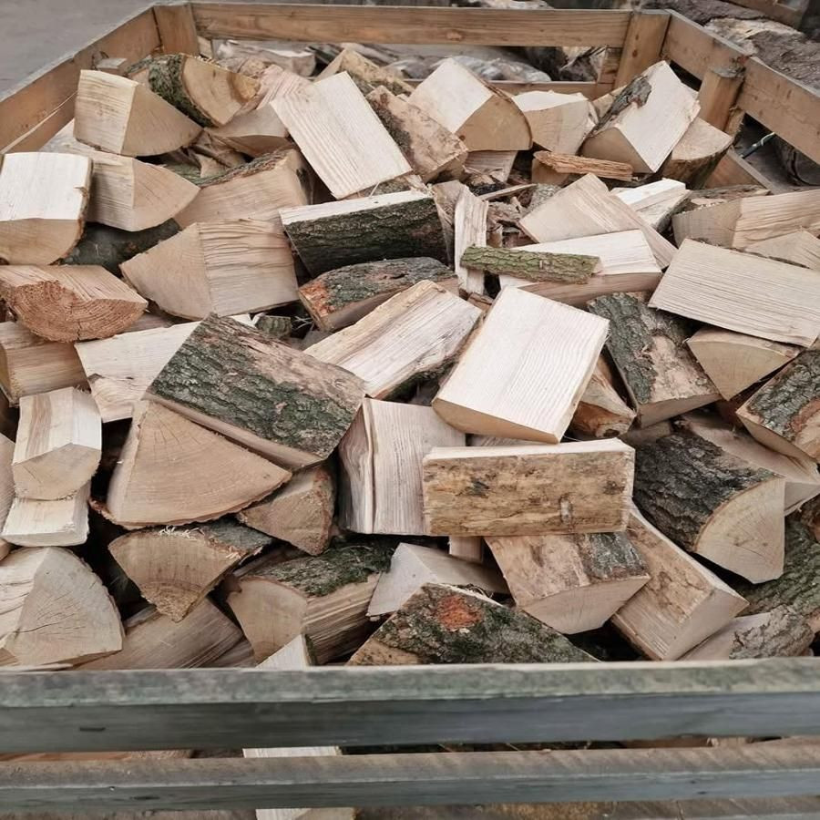 Bulk Quantity Hard Wood Firewood for Energy Use-Includes Birch Oak and Beech Logs As Well As Mangrove Hardwood