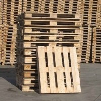 Euro Pallets for Heavy Loads Single-Faced Wooden EPAL Wood Pallets 4-Way Industrial Use Plastic Steel Bulk Prices Avail